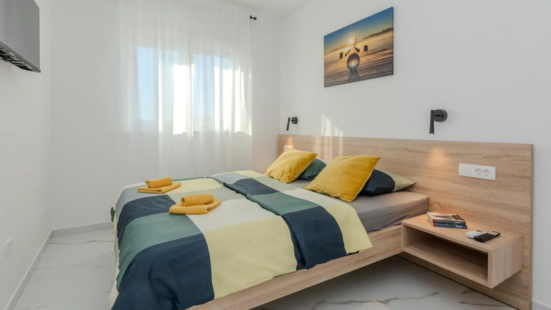 Apartments By The Sea Vir - 23385 Croatia