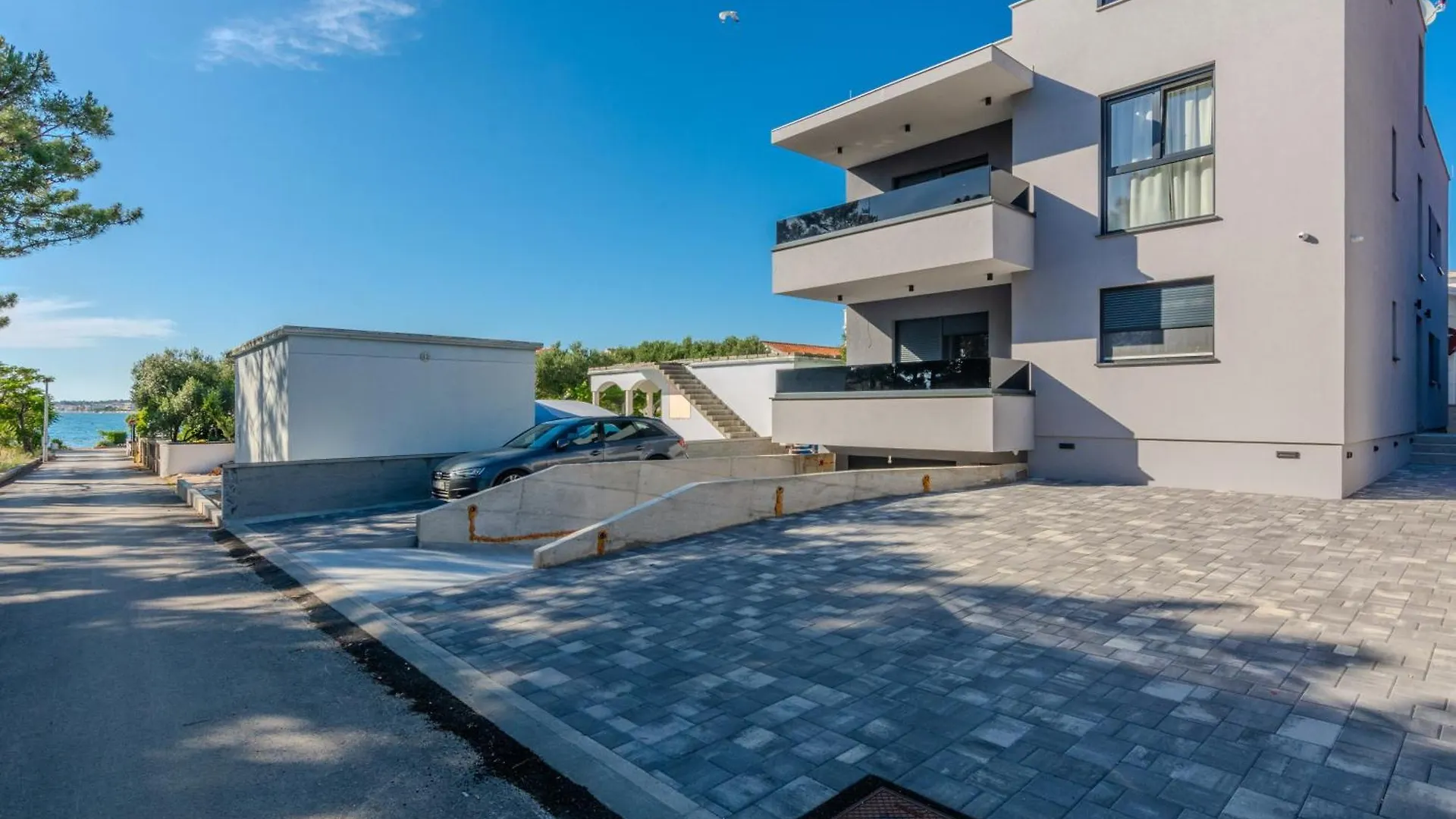 Apartments By The Sea Vir - 23385